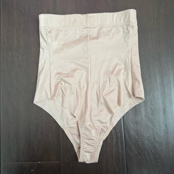 NWOT Spanx Suit Your Fancy High Waisted Thong S - Picture 4 of 5
